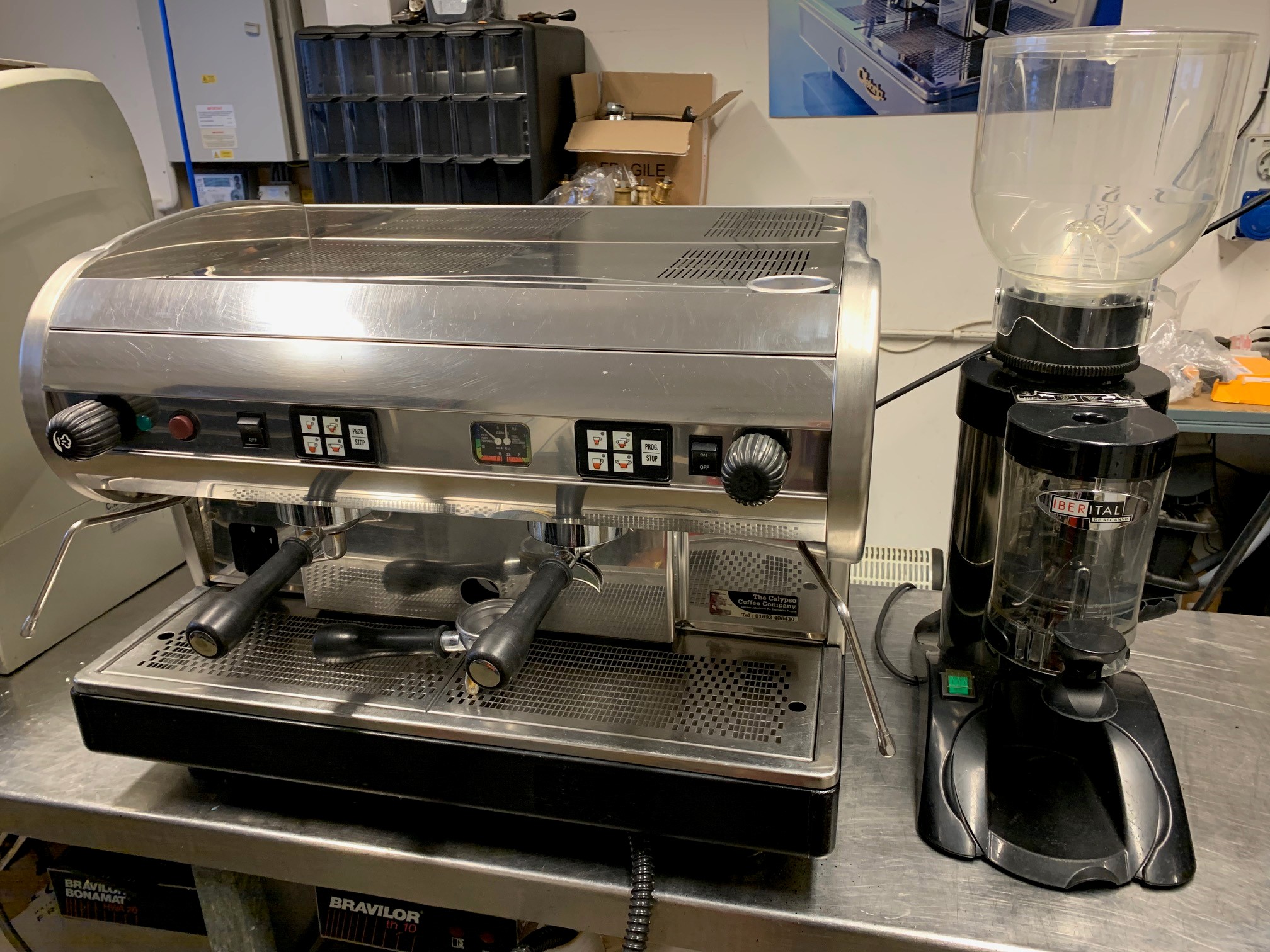 Lisa 2 group Espresso Machine + Iberital Grinder £950+vat The Calypso
