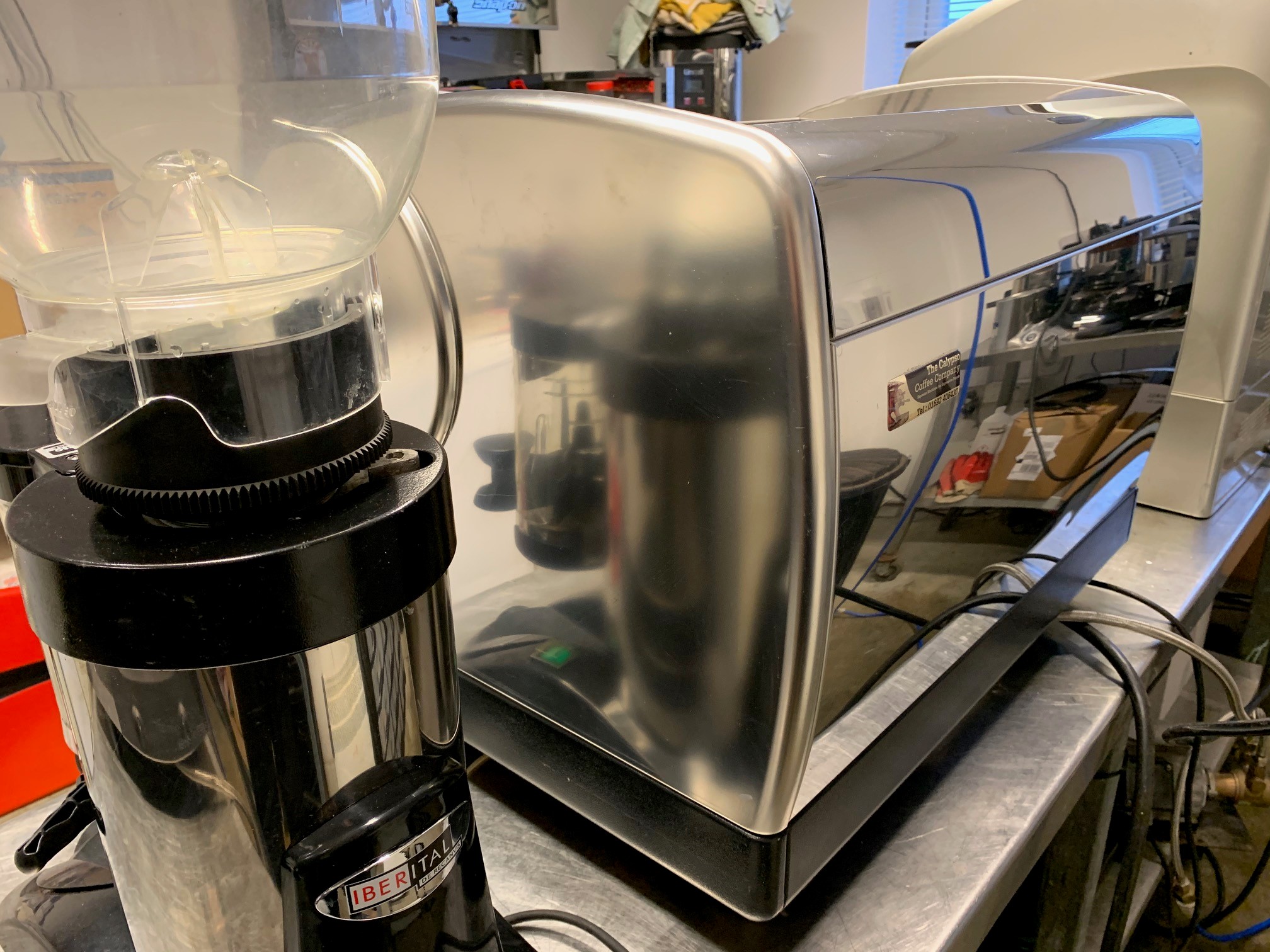 Lisa 2 group Espresso Machine + Iberital Grinder £950+vat The Calypso Coffee Company